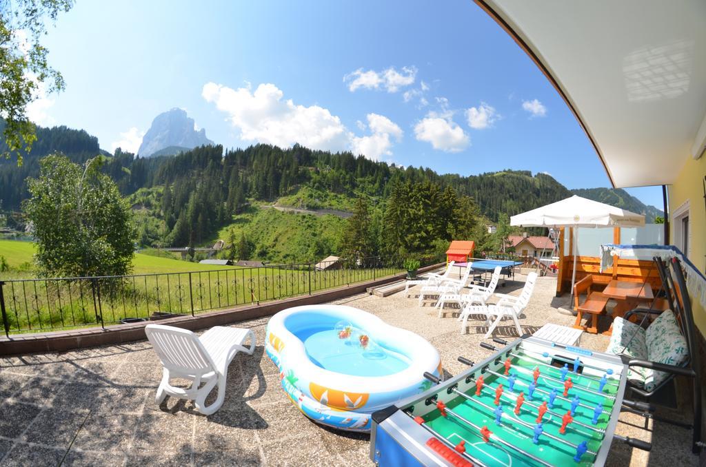 Garni Ossi Bed & Breakfast Santa Cristina Val Gardena Bagian luar foto