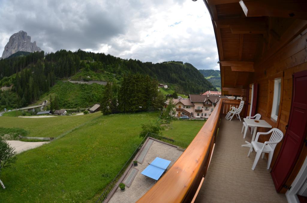 Garni Ossi Bed & Breakfast Santa Cristina Val Gardena Ruang foto